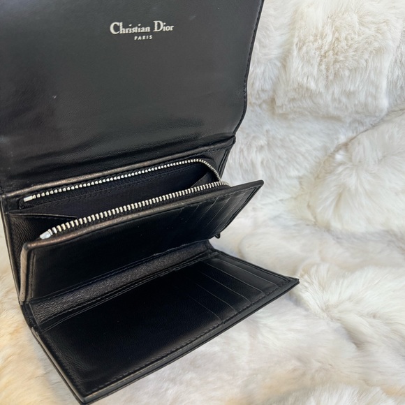 Dior Diorama Compact Wallet - Picture 6 of 14